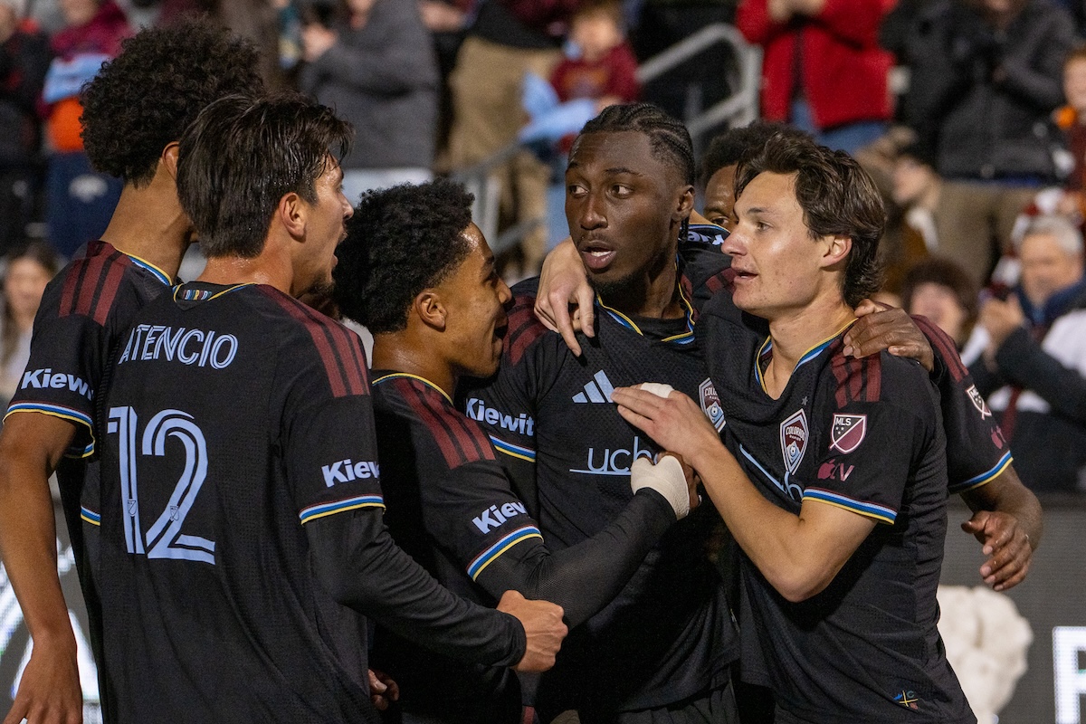 Darren Yapi goal Gabriel Pec red card