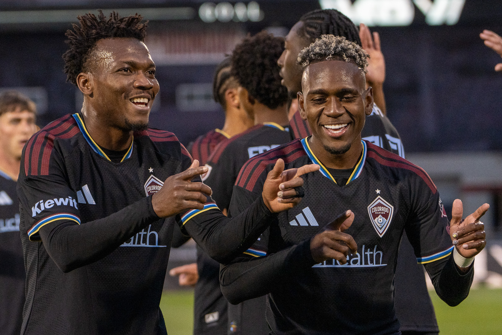 Alexis Manyoma and Hamzat Ojediran dance